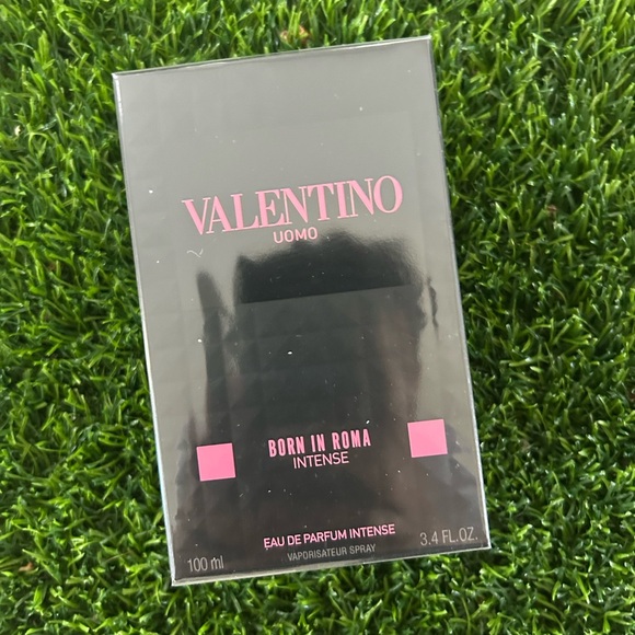 Valentino Uomo Intense Eau de Parfum - Black and Pink - Picture 1 of 1
